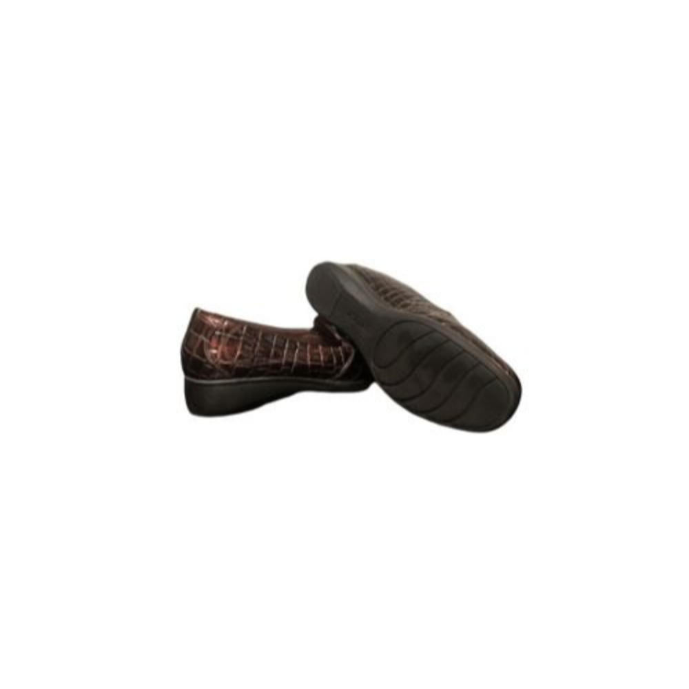 Clarks Women 9W Brown Patent Leather Faux Crocodile Loafer 0514 Office Shoes